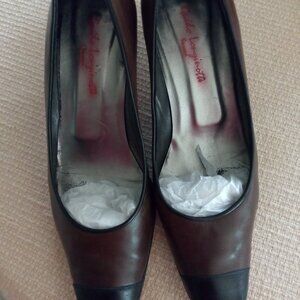 Size 8  M brown & black cap toe medium heel